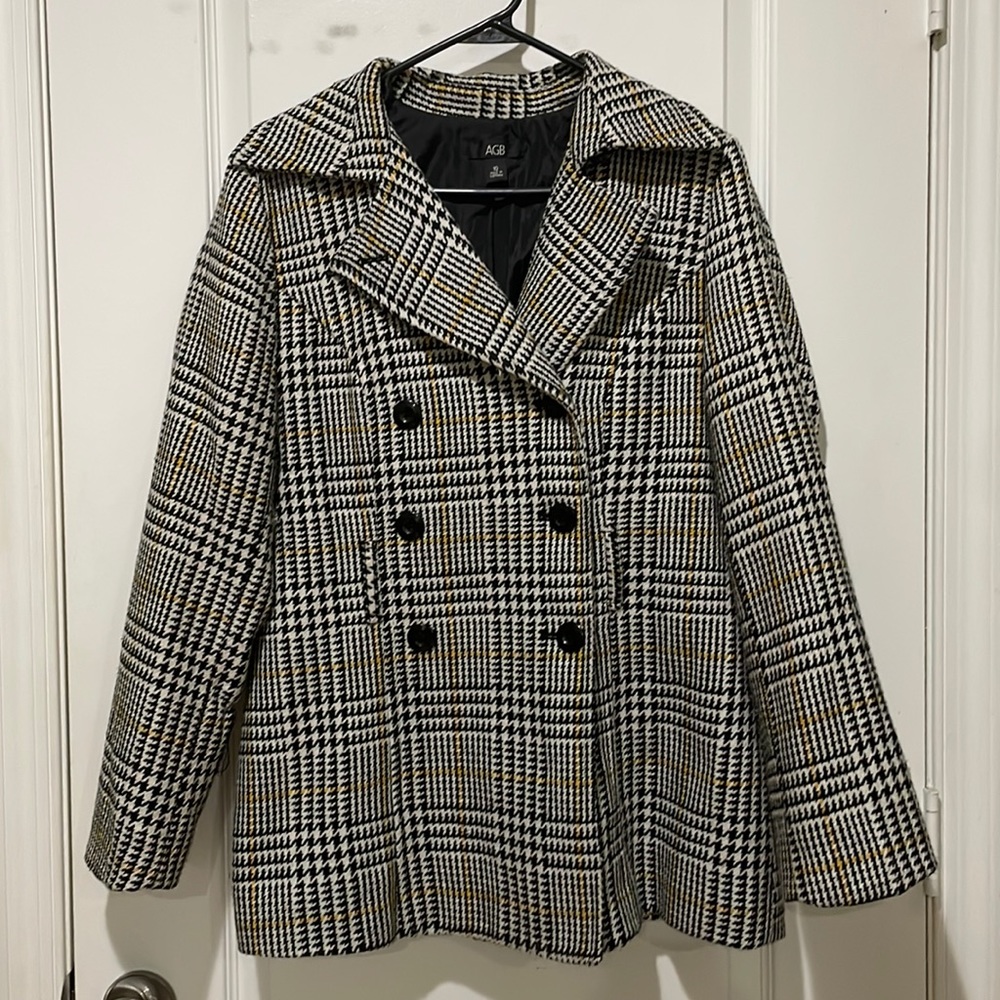 Patterned peacoat